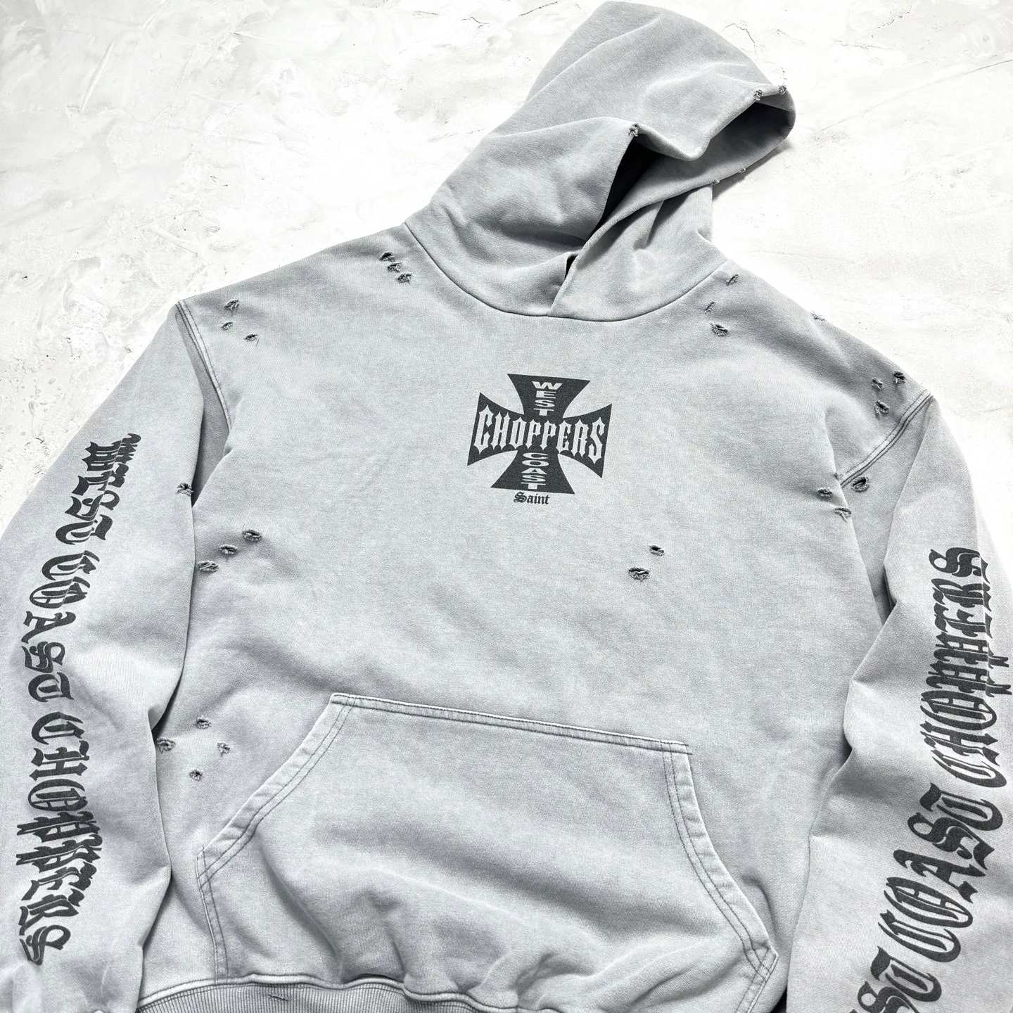 P268 # CHE-59 Saint “West Coast Chopper West Coast Cross” limited edition washed distressed hooded sweatshirt with multi-position hand-damaged craftsmanship. Heavy Assute fermentation mill wash water fading effect. Size: S M L XL